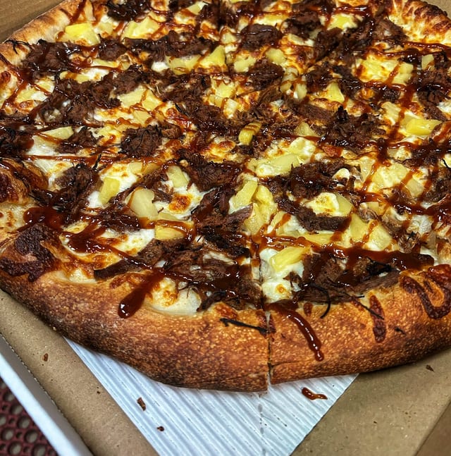 XL Pineapple EXPRESS Pizza.