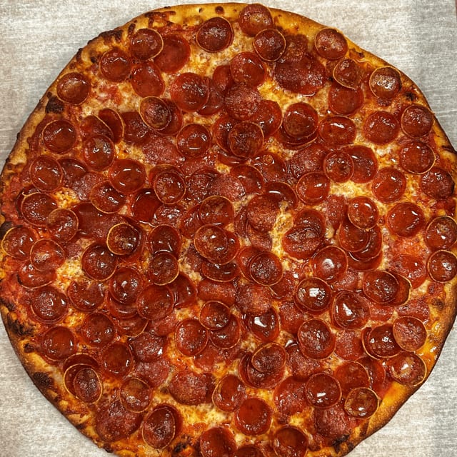 18” Chicago Tavern Pie.
